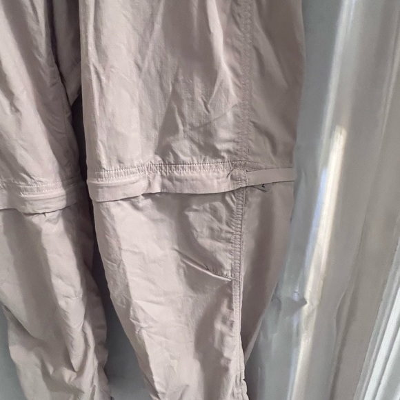 COLUMBIA pfg tan pants converts to shorts size 10 short - Picture 2 of 7